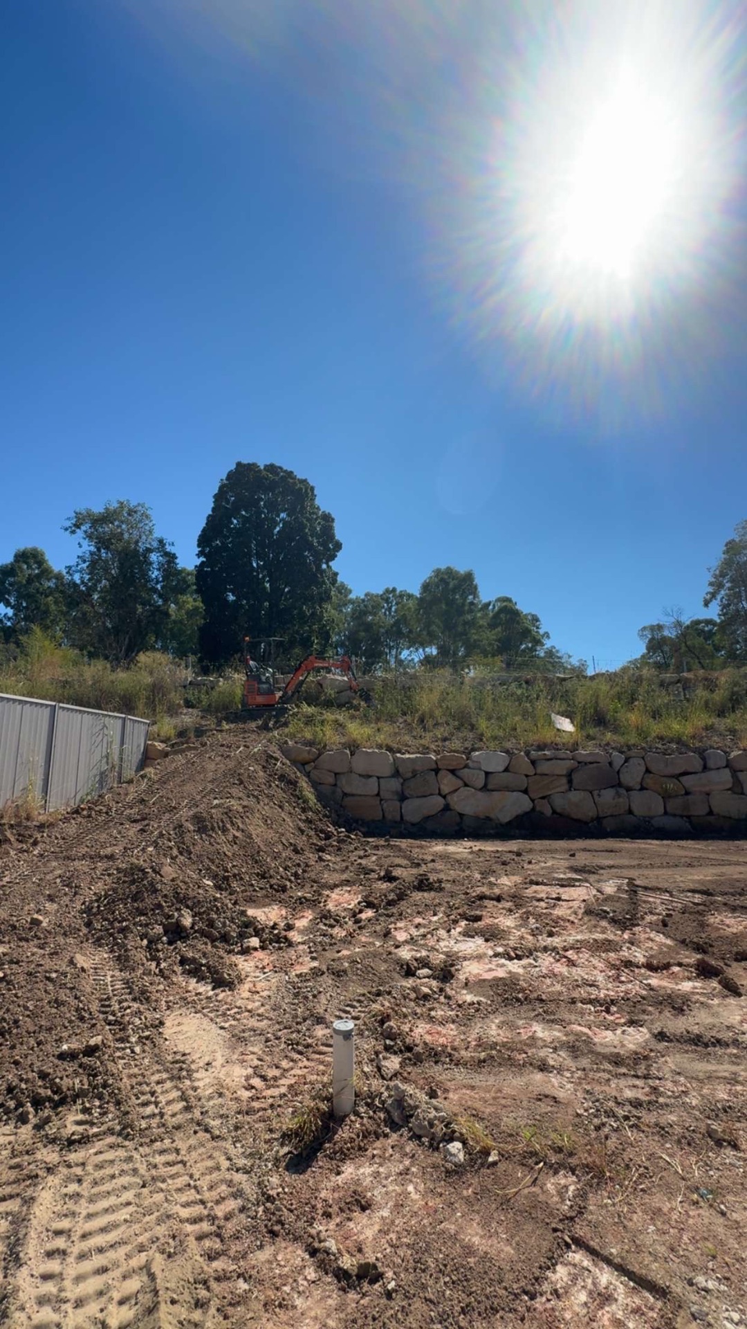 Sandstone retaining & site cut — Brisbane